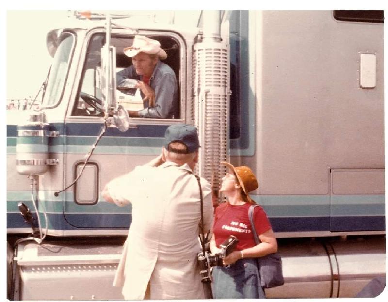 Smokey and the Bandit 2 movie behind the scenes pic with Burt Reynolds and Jerry Reed.