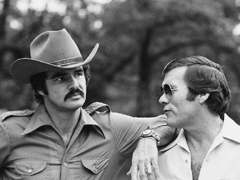 Smokey and the Bandit movie behind the scenes - Burt Reynolds and Writer/Director Hal Needham.