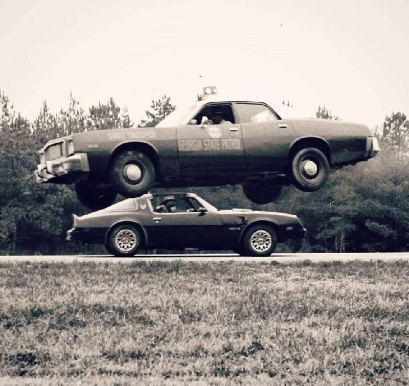 Smokey and the Bandit movie behind the scenes - Police car flying by the Trans Am.