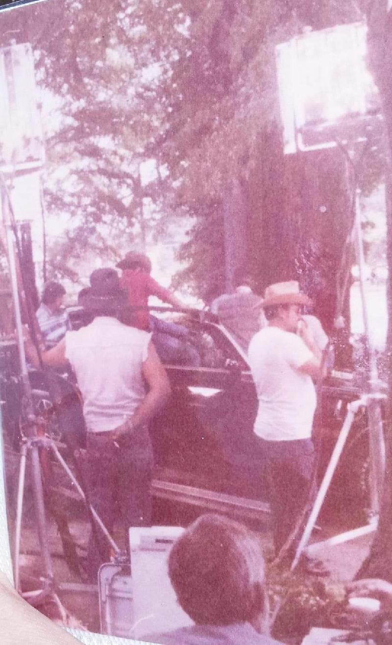 Smokey and the Bandit movie behind the scenes - Burt Reynolds getting into Trans Am.