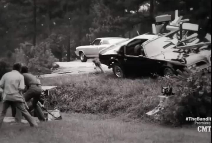 Smokey and the Bandit movie behind the scenes - Trans Am running over mailboxes.