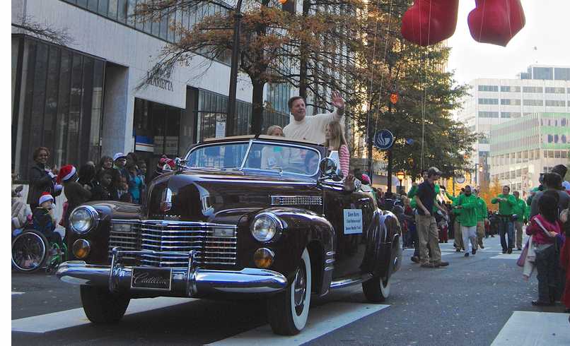 Glenn Burns - Chief Meteorologist at WSB TV in 1941 Cadillac at Atlanta Christmas Parade